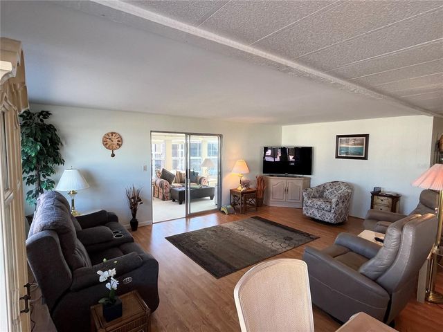 418 VASTO DRIVE, Venice, FL 34285