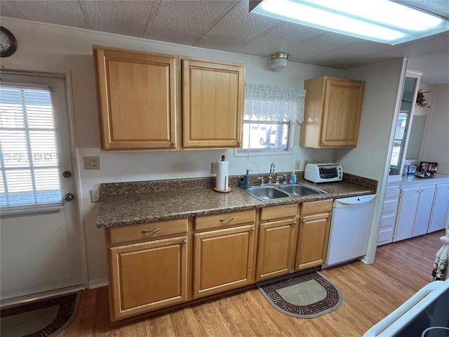 418 VASTO DRIVE, Venice, FL 34285