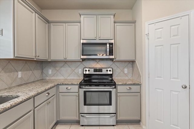 5300 Crossville Drive, Waco, TX 76708