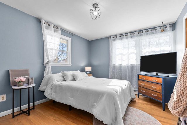 1018 W PARKWAY BOULEVARD, Appleton, WI 54914