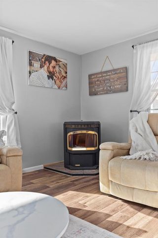 1018 W PARKWAY BOULEVARD, Appleton, WI 54914