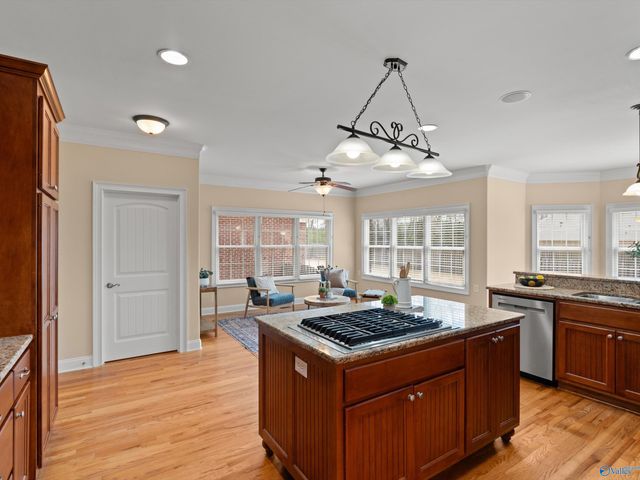 6 SW Cassine Court SW, Huntsville, AL 35824