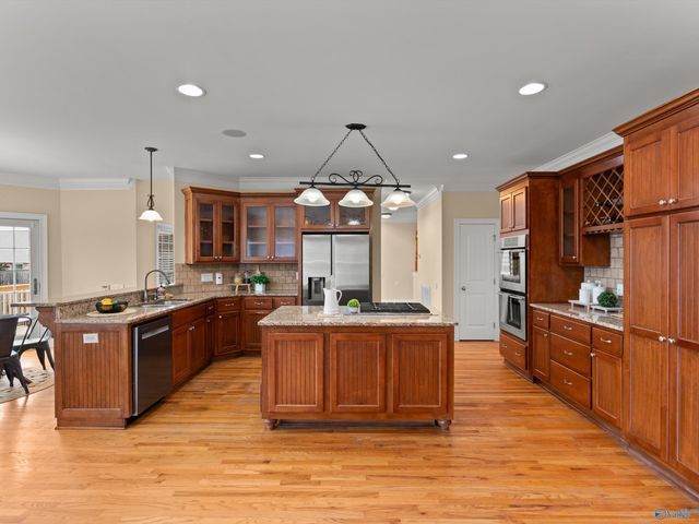 6 SW Cassine Court SW, Huntsville, AL 35824