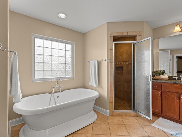 6 SW Cassine Court SW, Huntsville, AL 35824