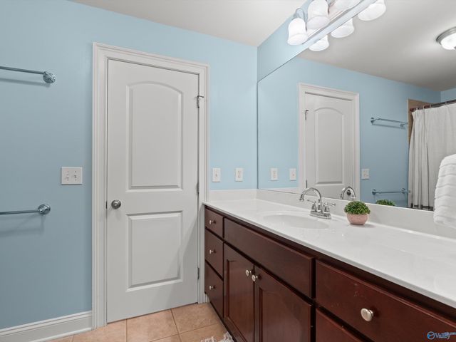 6 SW Cassine Court SW, Huntsville, AL 35824