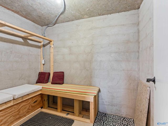 6 SW Cassine Court SW, Huntsville, AL 35824