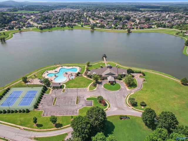 6 SW Cassine Court SW, Huntsville, AL 35824