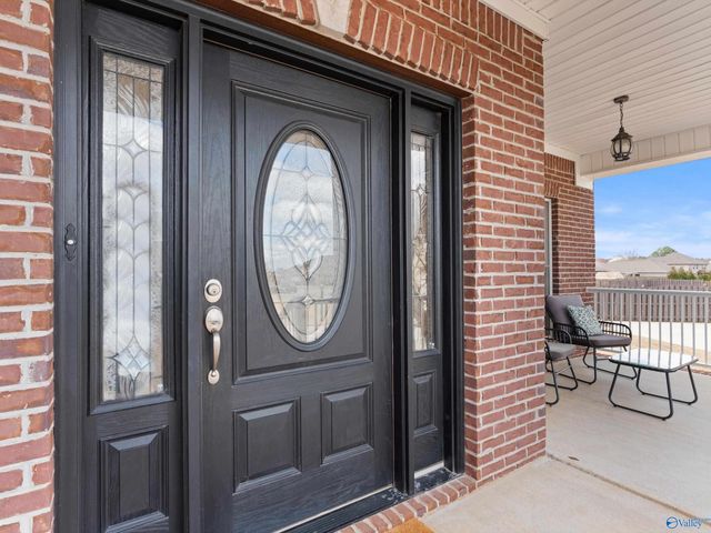 6 SW Cassine Court SW, Huntsville, AL 35824