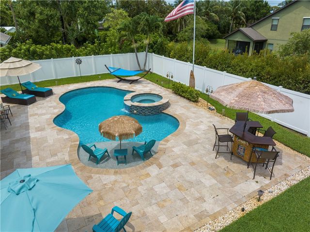 770 23rd Avenue, Vero Beach, FL 32962