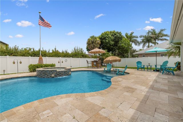 770 23rd Avenue, Vero Beach, FL 32962