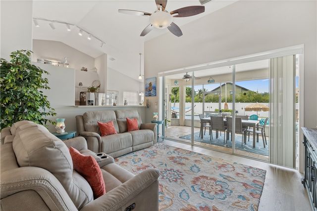 770 23rd Avenue, Vero Beach, FL 32962