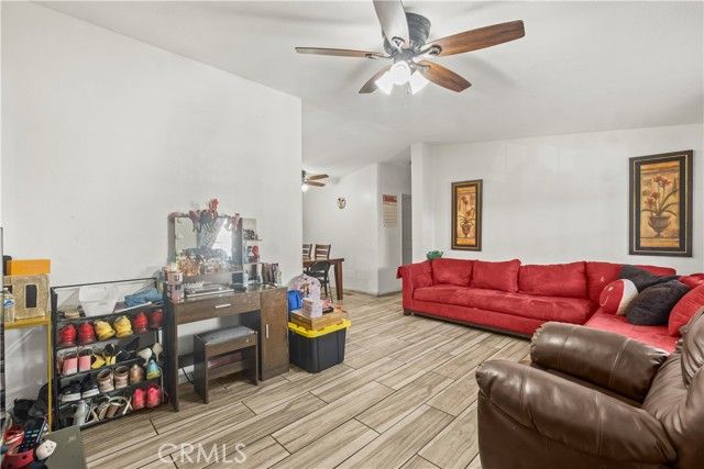 20401 Soledad Canyon Road 129, Canyon Country (santa Clarita), CA 91351