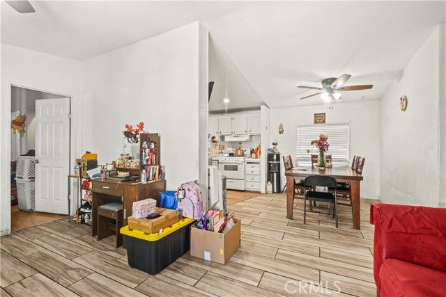 20401 Soledad Canyon Road 129, Canyon Country (santa Clarita), CA 91351