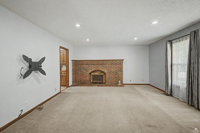 3312 Effingham Street, Manhattan, KS 66503