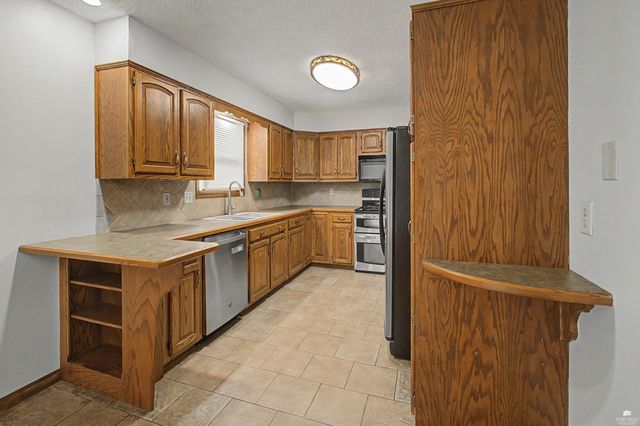3312 Effingham Street, Manhattan, KS 66503