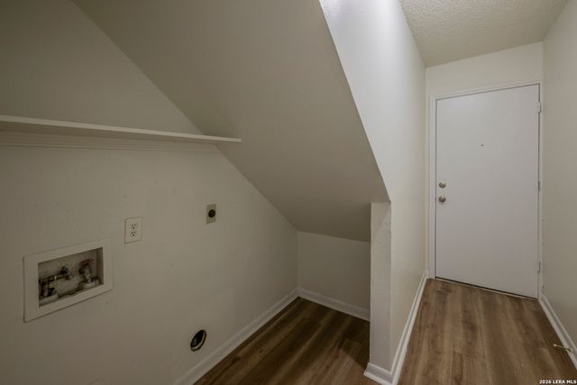 4058 MYSTIC SUNRISE DR, San Antonio, TX 78244