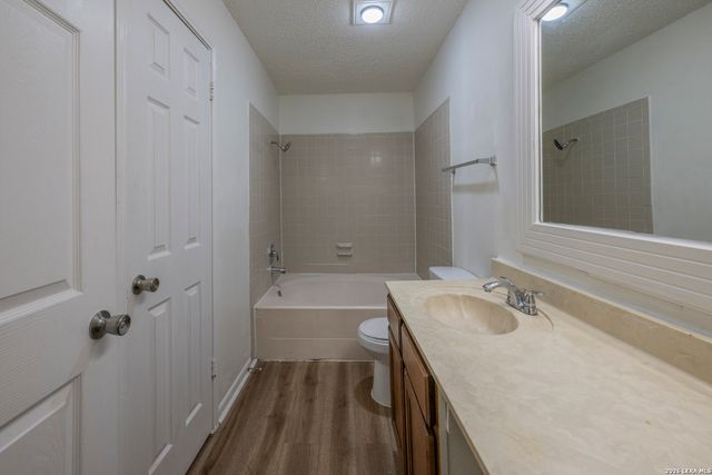 4058 MYSTIC SUNRISE DR, San Antonio, TX 78244