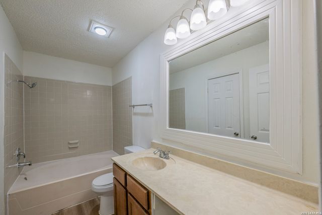 4058 MYSTIC SUNRISE DR, San Antonio, TX 78244