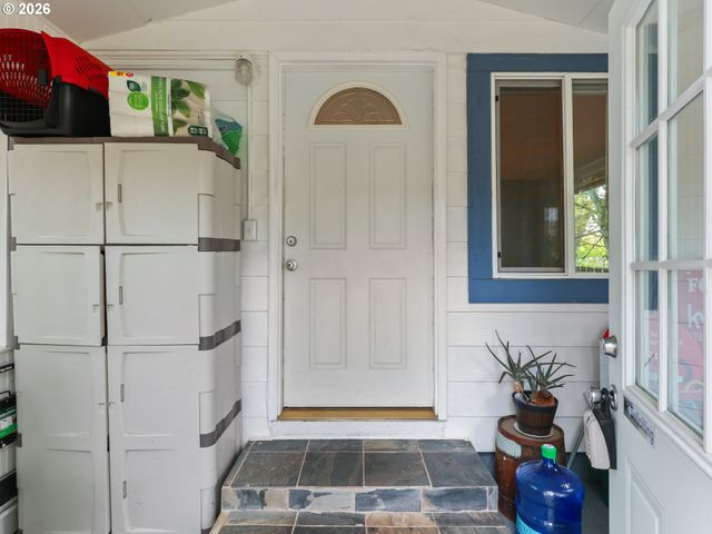 7355 Se FRANCES St, Hillsboro, OR 97123