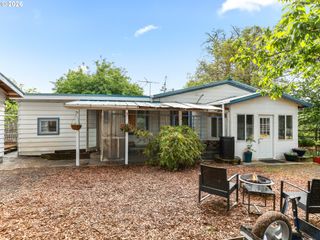 7355 Se FRANCES St, Hillsboro, OR 97123