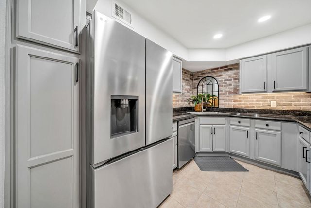 8787 E Mountain View Road 2038, Scottsdale, AZ 85258