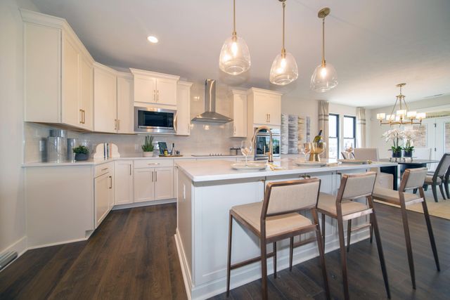 13034 Spirea Avenue, St. John, IN 46373