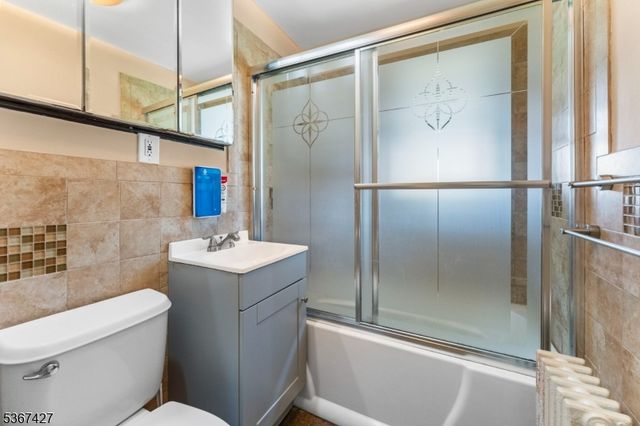 837 Keep St, Linden City, NJ 07036