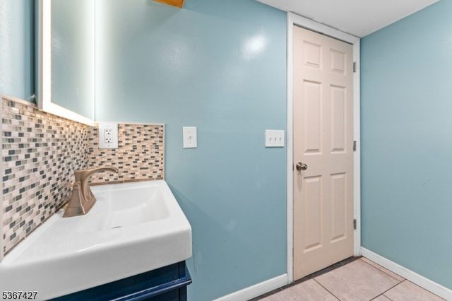 837 Keep St, Linden City, NJ 07036