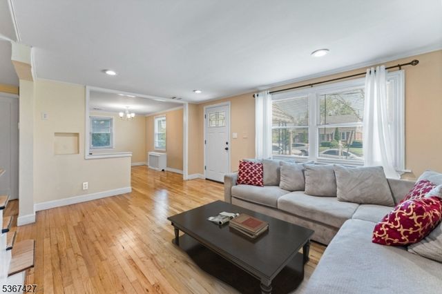 837 Keep St, Linden City, NJ 07036