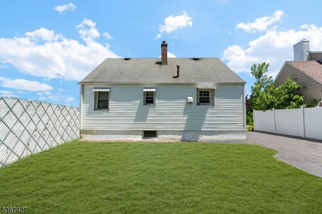 837 Keep St, Linden City, NJ 07036