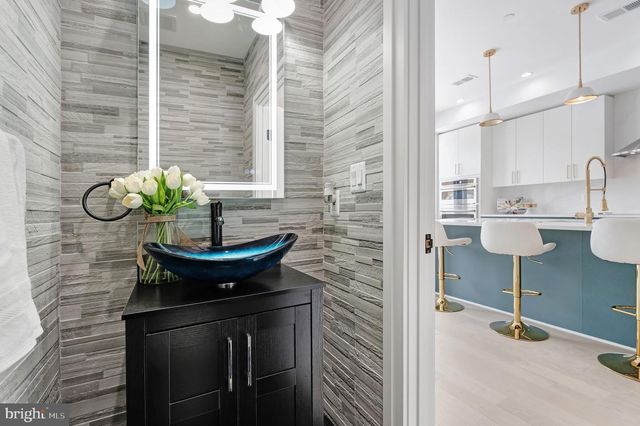 4411 ILLINOIS AVE NW, Washington, DC 20011