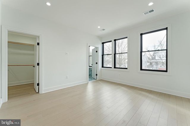 4411 ILLINOIS AVE NW, Washington, DC 20011