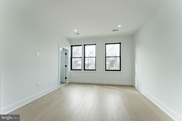 4411 ILLINOIS AVE NW, Washington, DC 20011