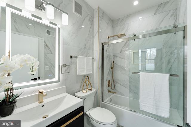 4411 ILLINOIS AVE NW, Washington, DC 20011