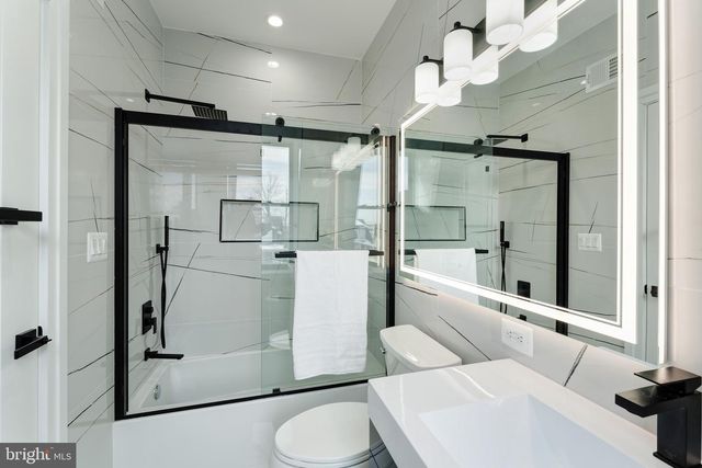 4411 ILLINOIS AVE NW, Washington, DC 20011