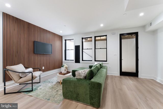 4411 ILLINOIS AVE NW, Washington, DC 20011