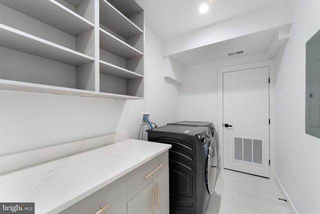 4411 ILLINOIS AVE NW, Washington, DC 20011