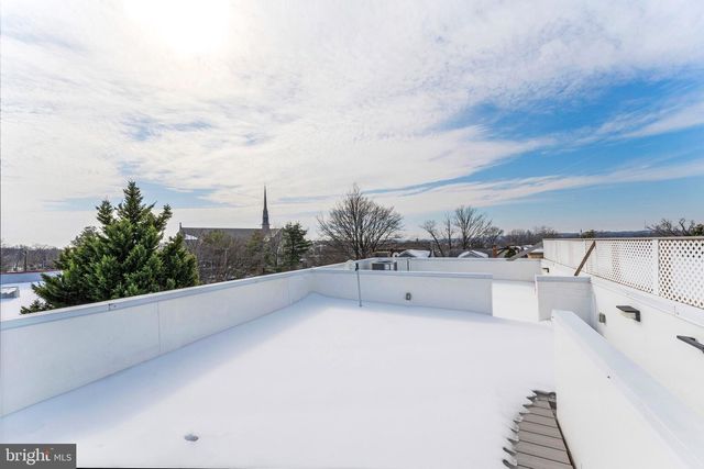 4411 ILLINOIS AVE NW, Washington, DC 20011