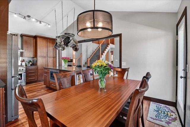 5 Autumnwood Circle, Madison, WI 53719