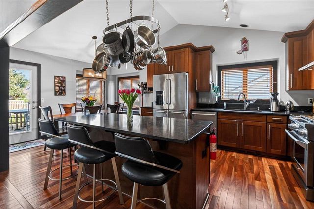 5 Autumnwood Circle, Madison, WI 53719