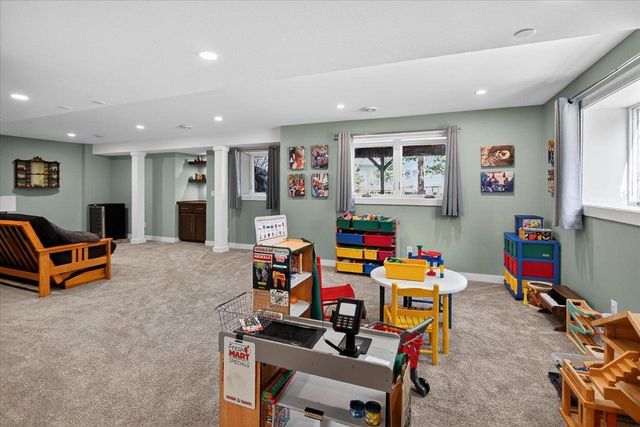 5 Autumnwood Circle, Madison, WI 53719