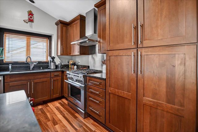 5 Autumnwood Circle, Madison, WI 53719