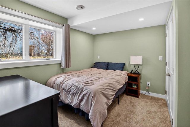 5 Autumnwood Circle, Madison, WI 53719