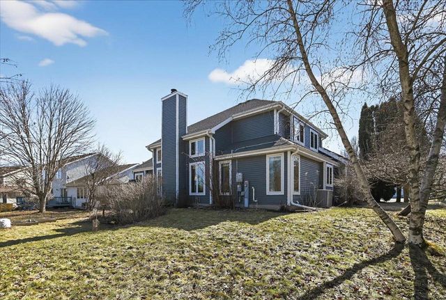 5 Autumnwood Circle, Madison, WI 53719