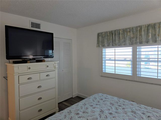 285 107TH AVENUE 505, Treasure Island, FL 33706