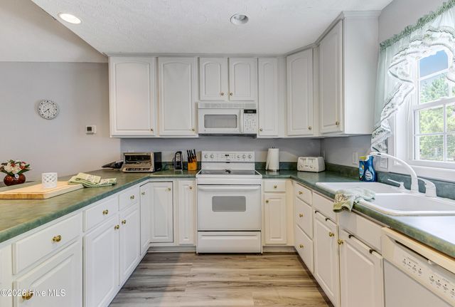 302 E Oak Island Drive, Oak Island, NC 28465