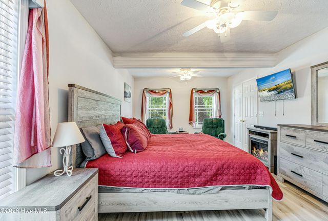 302 E Oak Island Drive, Oak Island, NC 28465