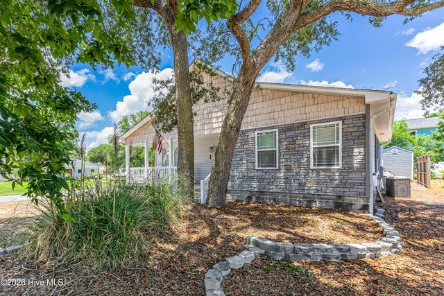 302 E Oak Island Drive, Oak Island, NC 28465