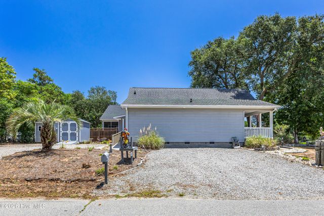 302 E Oak Island Drive, Oak Island, NC 28465