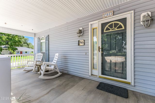 302 E Oak Island Drive, Oak Island, NC 28465